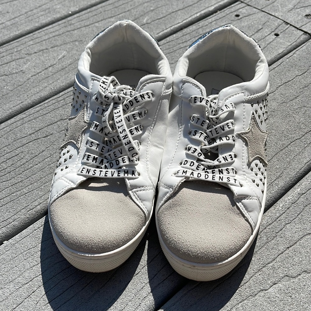 Steve Madden Sneakers